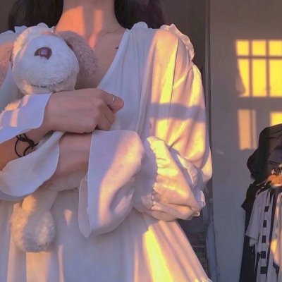 楼下的女人和楼上的男人